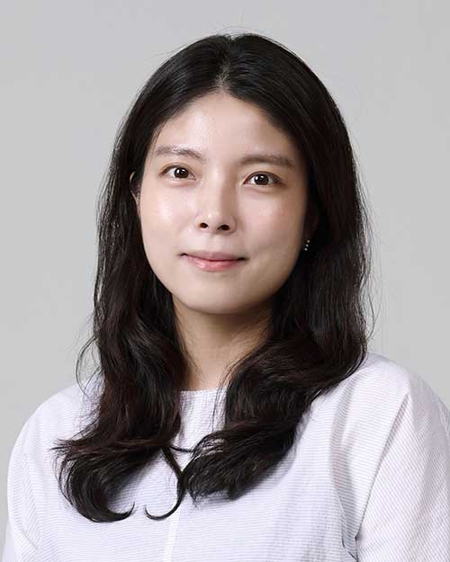 Dr. Kang